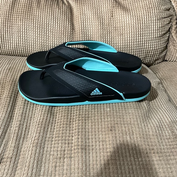 Adidas flip flop thong slide men’s size 9 black /aqua blue. - Picture 11 of 12